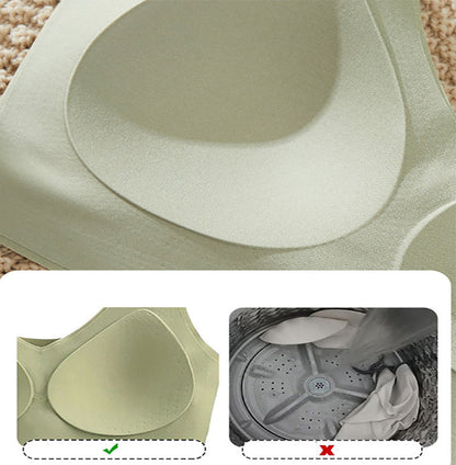 Seamless, comfortable, one-piece bra with a push-up effect