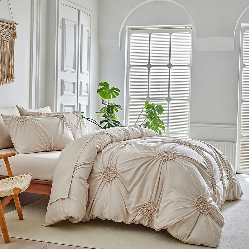 🎉 50% OFF !! 💞 Elegant Pinch Pleat Duvet Cover Set– Soft, Stylish & Designed For A Cosy Bedroom Retreat 🛏️